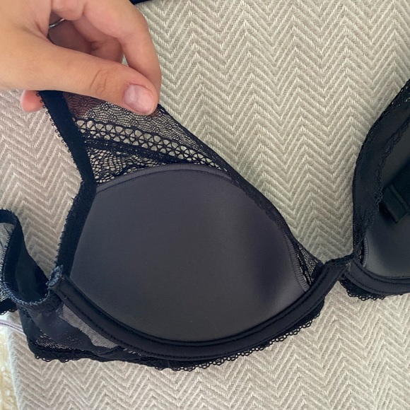 Chantelle Festivité Lace Plunge Bra - Picture 8 of 8